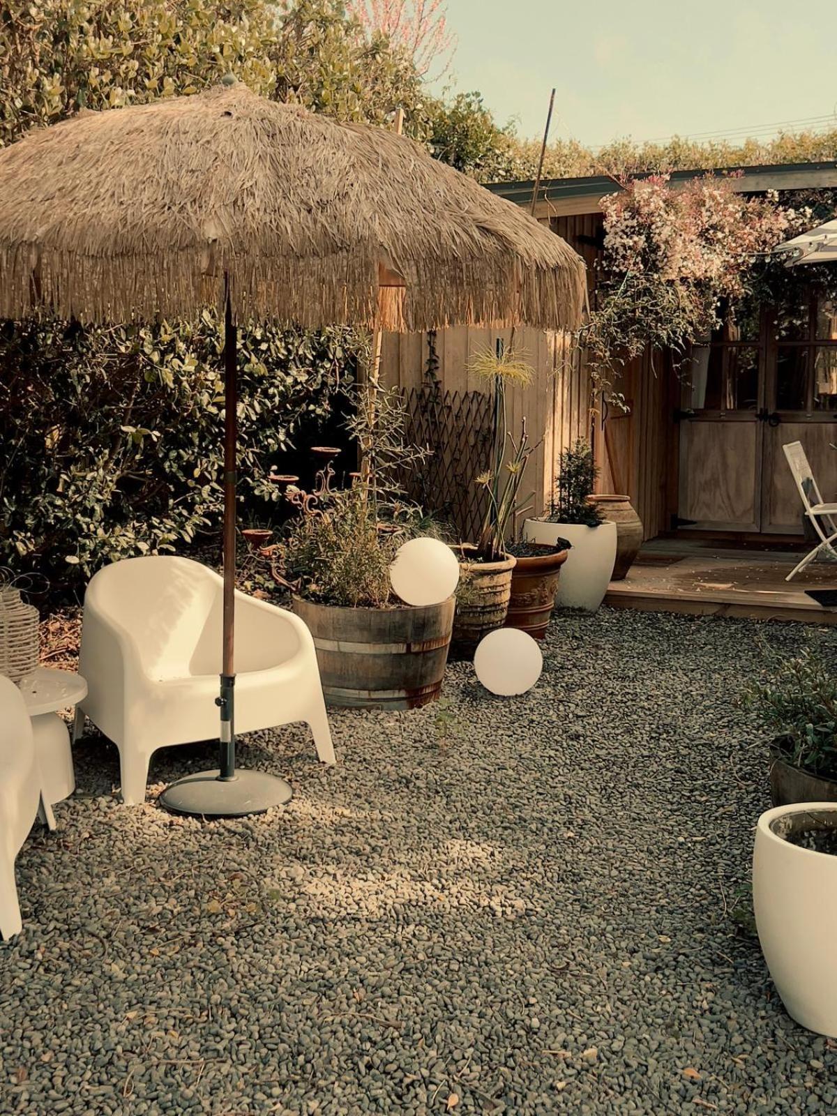 Piccola Casa Fiorita Hotel Mount Maunganui Ngoại thất bức ảnh